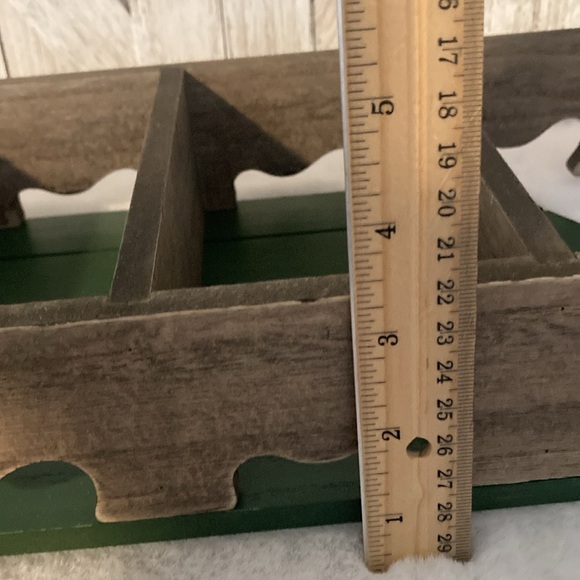 Target BP Christmas Decor Wall Shelf - Picture 8 of 8